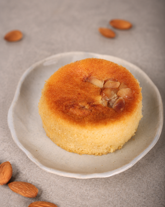 Almond berry teacake